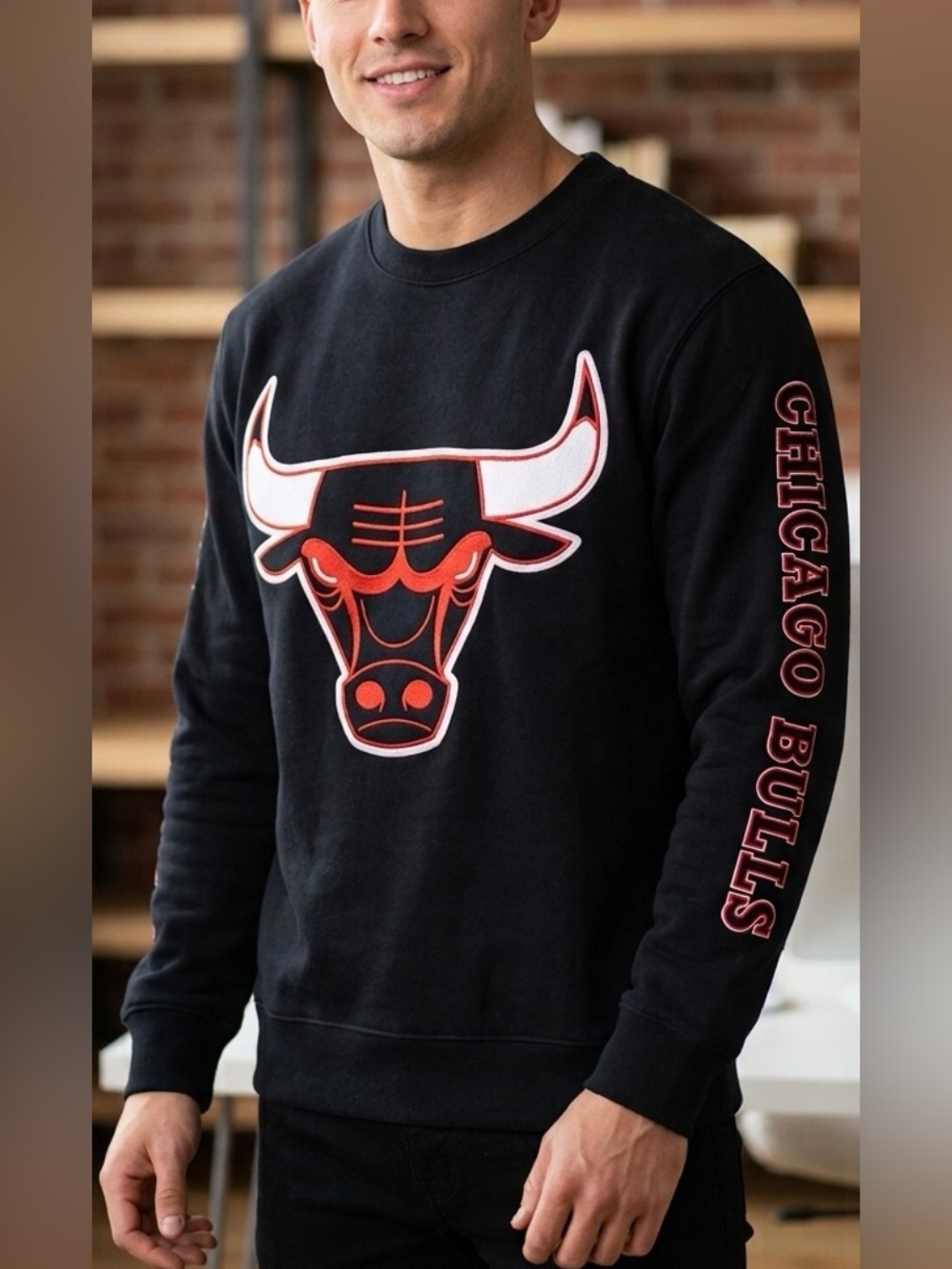 Mitchell & Ness Chicago Bulls Big Head Crewneck Sweatshirt Size Medium
